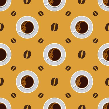 Sarı zemin üzerinde fasulye olan kusursuz kahve fincanı.