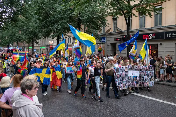 Stockholm, İsveç - 3 Ağustos 2024: Stockholm Onur Kutlaması, Ukrayna sütunu 