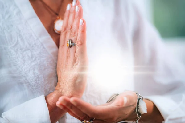 Meditation Med Syfte Händerna Känslomässigt Medveten Person Meditation Hjälper Människor — Stockfoto