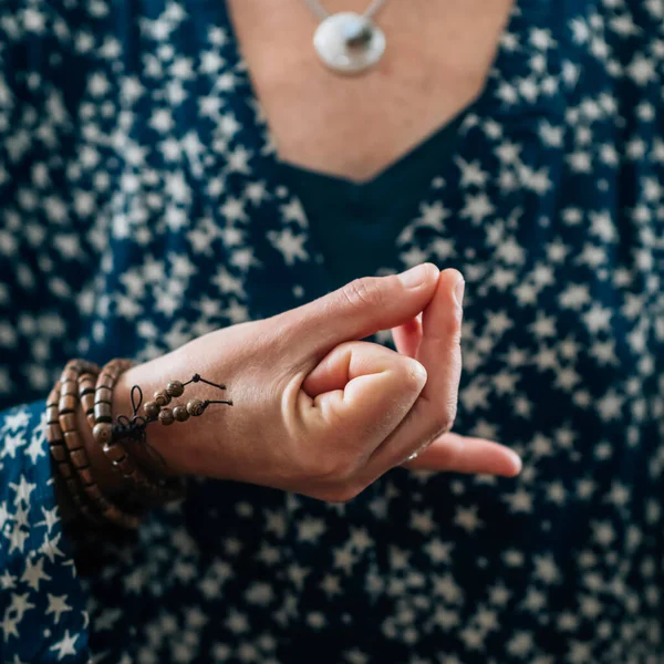 Hridaya Mudra Oder Spirituelles Herzmudra Geste Der Hand Die Finger — Stockfoto