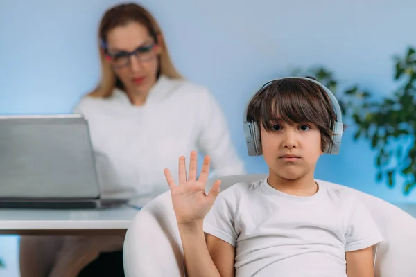 Badanie Słuchu Dzieci Wczesne Wykrywanie Problemów Słuchem Które Mogą Mieć — Zdjęcie stockowe