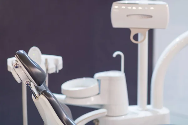 Cadeira Dentista Uma Clínica Odontológica Moderna — Fotografia de Stock