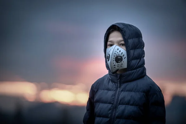 Air Pollution Concept Young Boy Breathing Mask Smoke Background — Stock Photo, Image