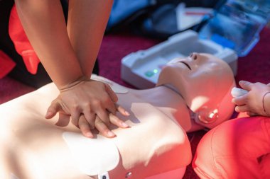 İlk CPR Tıbbi Eğitimi