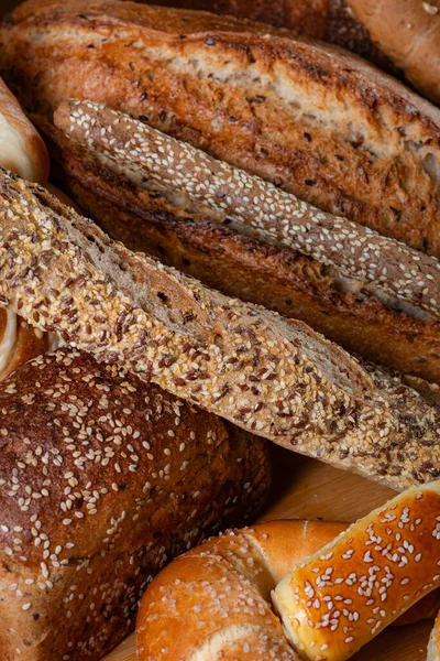 Köstliche Auswahl Frischen Backwaren Darunter Gebäck Und Brot — Stockfoto
