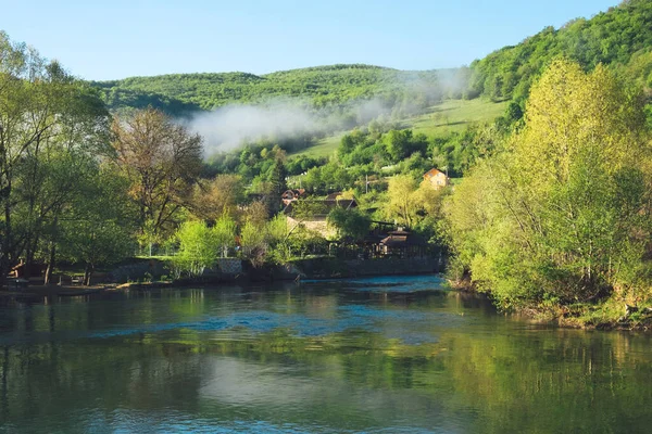 Ranní Mlha Klidné Horské Řece Una Národním Parku Bosny Hercegoviny — Stock fotografie