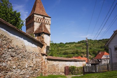 Eski Transilvanya Sakson Köyü Ortaçağ kilisesi Romanya