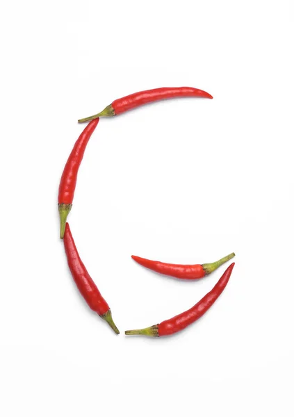 Буква Красного Перца Чили Выделенного Белом Фоне — стоковое фото