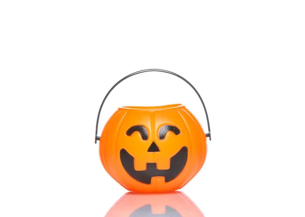 Cubo Caramelo Halloween Con Cara Calabaza Jack Aislado Sobre Fondo — Foto de Stock