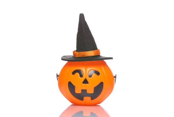 Halloween Candy Wiadro Jack Dyni Twarz Kapelusz Czarownicy Izolowane Białym — Zdjęcie stockowe