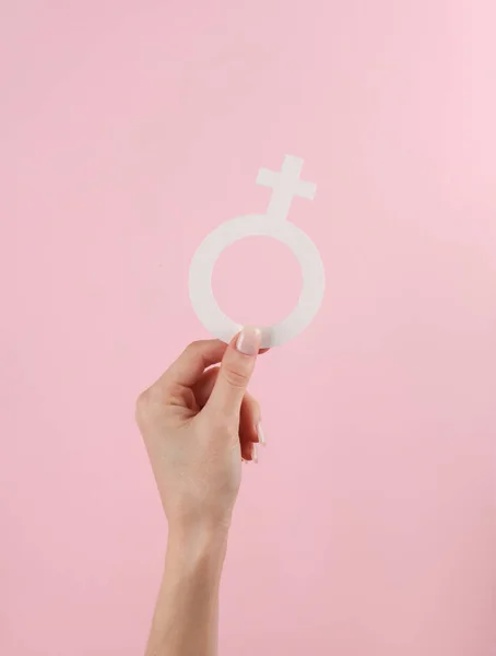Geslacht Symbool Van Venus Een Vrouwelijke Hand Een Roze Achtergrond — Stockfoto