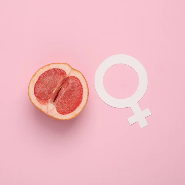 Gynecology Female Intimate Hygiene Half Ripe Grapefruit Symbolizing Female Vagina — Stockfoto
