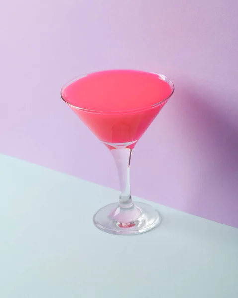Kreativ Layout Cocktail Glas Med Neon Slem Två Ton Pastell — Stockfoto