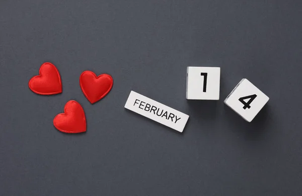 Února Dřevěný Kalendář Srdcem Šedém Pozadí Valentýn — Stock fotografie