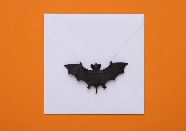 Decoratieve Knuppel Met Envelop Oranje Achtergrond Halloween Concept — Stockfoto