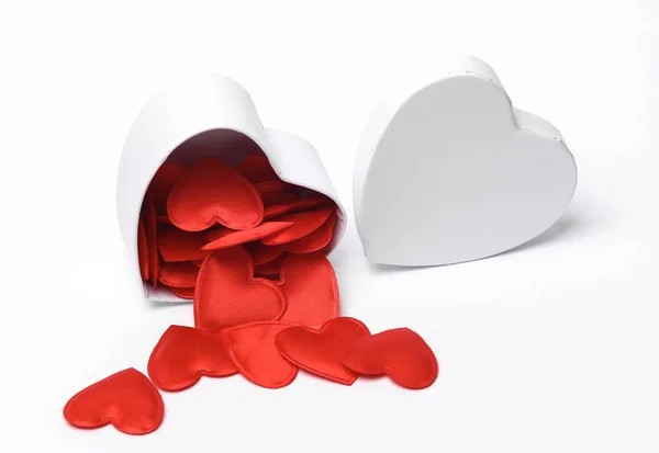 Подарочные Коробки Форме Белого Сердца Красными Сердечками Изолированными Белом Фоне — стоковое фото