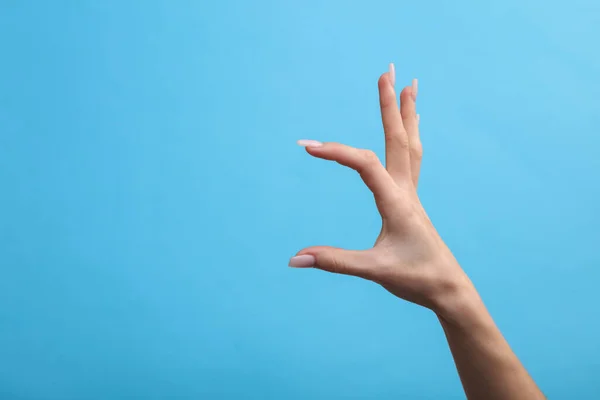 Vrouwelijke Hand Mockup Met Lege Ruimte Voor Het Houden Van — Stockfoto