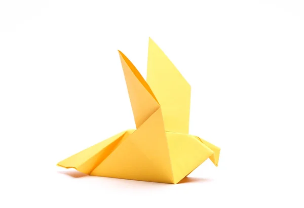 Gul Origami Duva Isolerad Vit Bakgrund Fredssymbol — Stockfoto