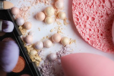 Profesyonel makyaj seti dekoratif kozmetik ürünleri kapat