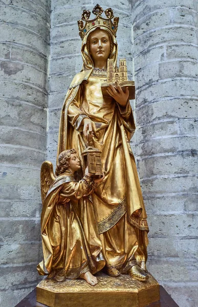 Брюссель Бейджиум Сентября 2018 Года Золотая Статуя Святого Гудулы Соборе — стоковое фото