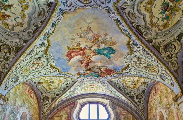 意大利那不勒斯 2019年7月1日 圣马蒂诺大教堂博物馆前一楼的天花板 — 图库照片
