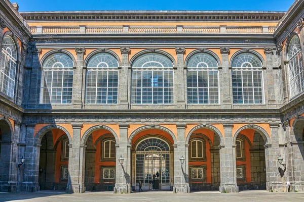 Nápoles Itália Março 2019 Pátio Principal Palácio Real — Fotografia de Stock