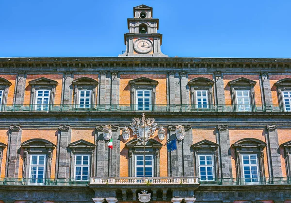 Nápoles Itália Março 2019 Detalhe Fachada Principal Palácio Real — Fotografia de Stock
