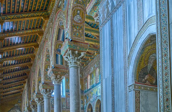 Monreale Włochy Października 2022 Bogate Bizantyjskie Mozaiki Katedrze Santa Maria — Zdjęcie stockowe