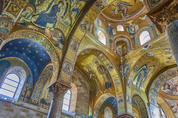 Παλέρμο Ιταλία Δεκεμβρίου 2018 Βυζαντινά Ψηφιδωτά Μέσα Στην Εκκλησία Της — Φωτογραφία Αρχείου