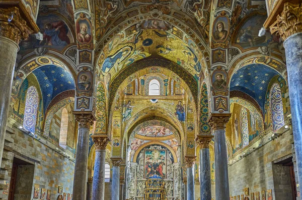 Палермо Италия Декабря 2018 Года Византийская Мозаика Внутри Церкви Санта — стоковое фото