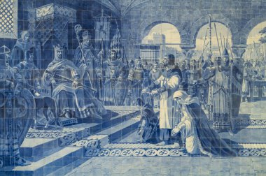 Porto, Portekiz - 19 Nisan 2023: Azulejos (St. Bento 'nun tipik mavi rengine boyanmış geleneksel seramik fayanslar). Leao Kralının sarayını tasvir eden detaylar.