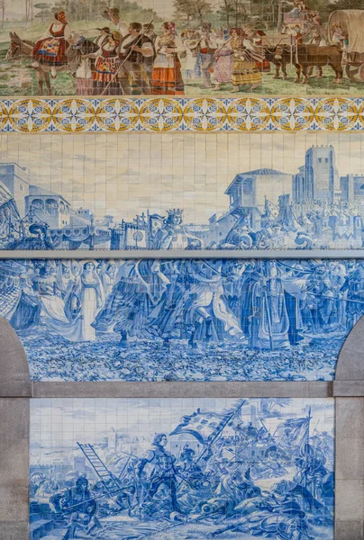 Porto Portugal April 2023 Azulejos Traditional Ceramic Tiles Painted Typical — Stock Photo, Image