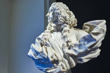 Modena, İtalya - 5 Mart 2019: Palazzo dei Musei (Müze Sarayı), Francesco I D 'este' nin mermer büstü, Gianlorenzo Bernini 'nin heykeli