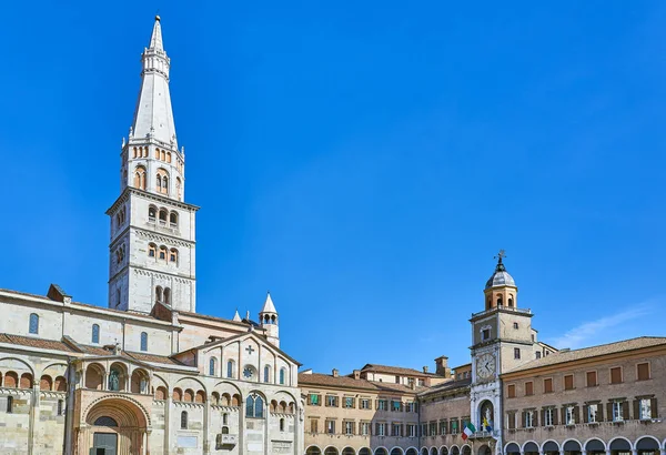 Модена Италия Вид Католическую Церковь Ратушу — стоковое фото