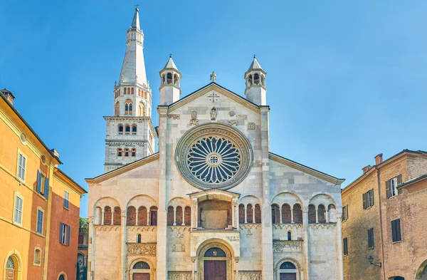 Modena Talya Katedralin Ana Cephesi — Stok fotoğraf