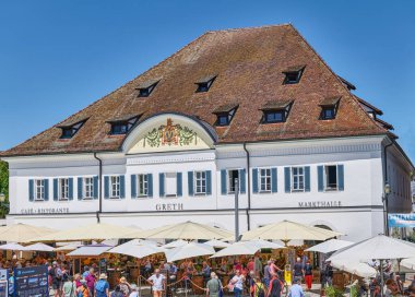 Uberlingen, Almanya - 13 Haziran 2023; Köyün göl kıyısındaki antik Grethhouse