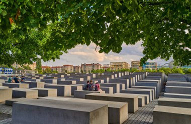 Berlin, Almanya - 31 Temmuz 2019: Öldürülen Avrupalı Yahudilerin Anıtı