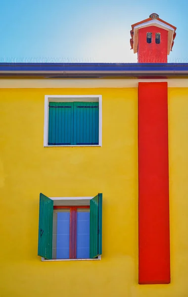 Caorle Włochy Detaail Typowych Kolorowych Domów Sklepów Starego Miasta — Zdjęcie stockowe