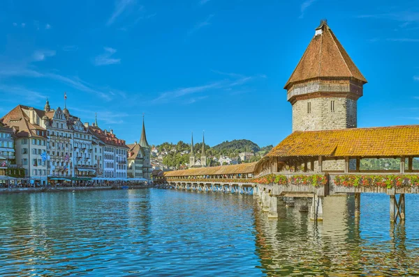Lucerne Switzerland July 2022 Wooden Covered Chapel Bridge Octagonal Water — Stock Photo, Image