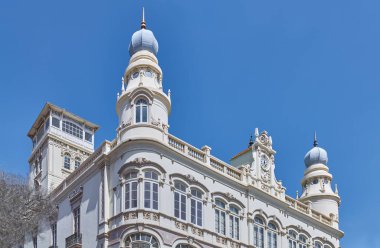 Las Palmas, Gran Canaria, Şehir Kütüphanesi manzarası kabine edebiyatı olarak da bilinir.