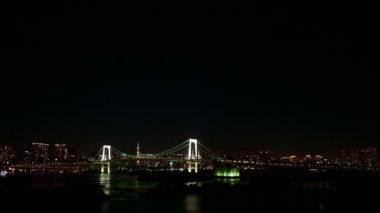Japonya 'da Gökkuşağı Köprüsü ve Tokyo Kulesi 4k Timelapse