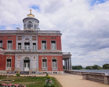 Almanya, Potsdam 'daki eski bina, Mermer Saray