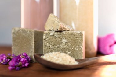 Ev yapımı çamaşır, Marsilya rendelenmiş sabun, DIY, kendin yap, sıfır atık, çevre dostu, çamaşır ve temizlik için doğal ürün.