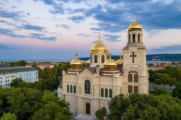 Luchtfoto Van Kathedraal Van Veronderstelling Varna Bulgarije — Stockfoto