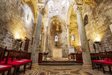 Palermo, Sicilya, İtalya - 13 Kasım 2023: St. Mary Bizans Kilisesi Amiral, Martorana, Sicilya, Palermo, İtalya. 