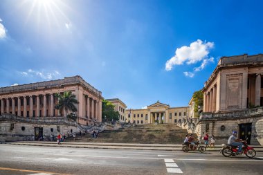  Havana, Küba - 08 Aralık 2018: Havana Üniversitesi 'nin panoramik manzarası, Havana, Küba