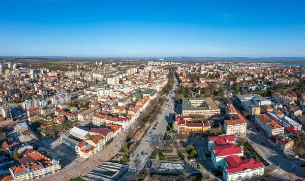 Bulgaristan 'ın Shumen kentinin panoraması insansız hava aracı gözüyle