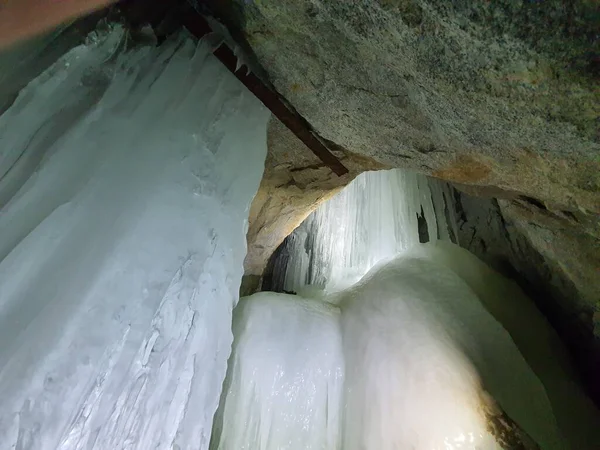 Tünel Maden Buz Dalgıçbilim Mağara Tünel Subatanlar Zindan — Stok fotoğraf