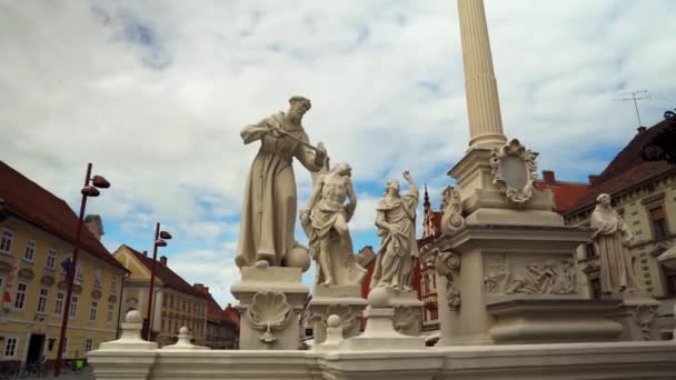Κεντρική Πλατεία Του Μάριμπορ Δημαρχείο Και Μνημείο Πανούκλας Στην Κεντρική — Αρχείο Βίντεο