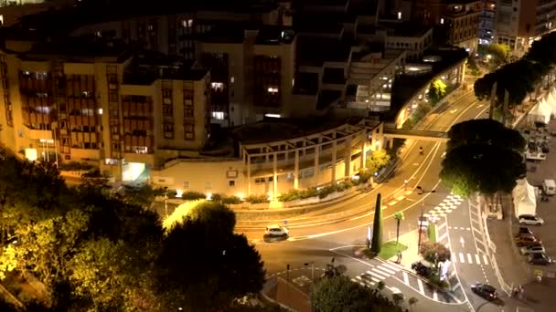 摩纳哥的夜景 摩纳哥五彩斑斓的房屋和街道 摩纳哥市和地中海沿岸的一个小国家 摩纳哥长廊附近的道路运输 — 图库视频影像